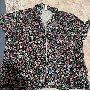 Floral Black Pajama Set With Shorts